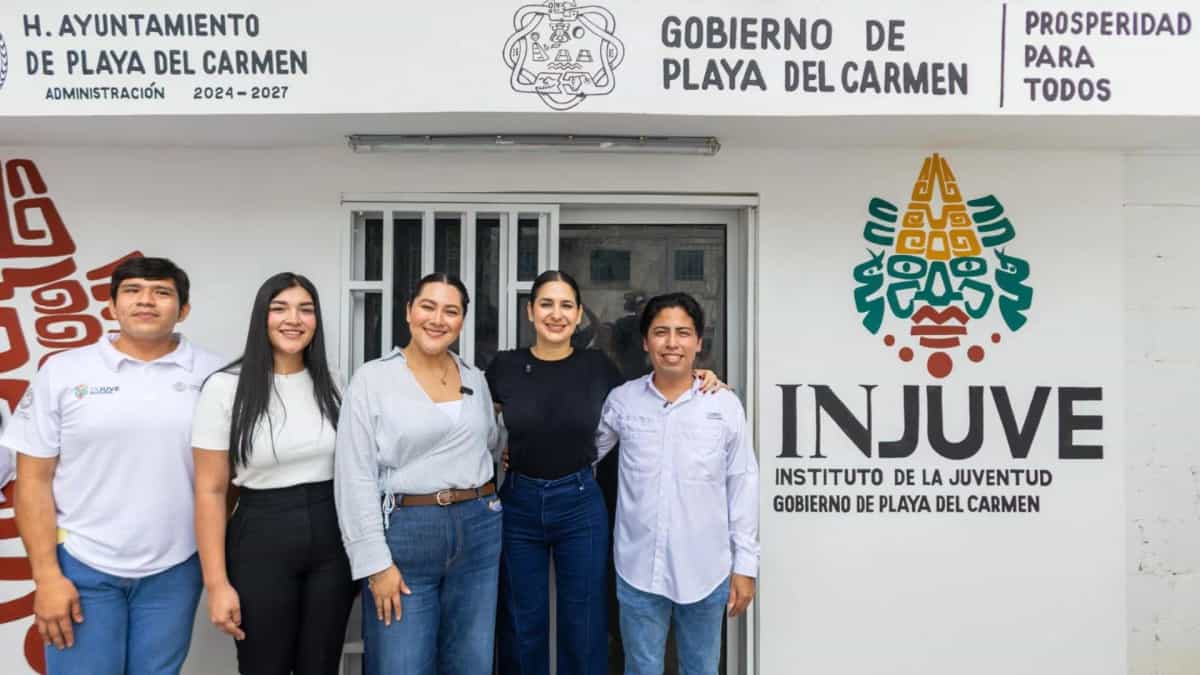 Inaugura Estefanía Mercado Oficina de Enlace de Juventud en Puerto Aventuras