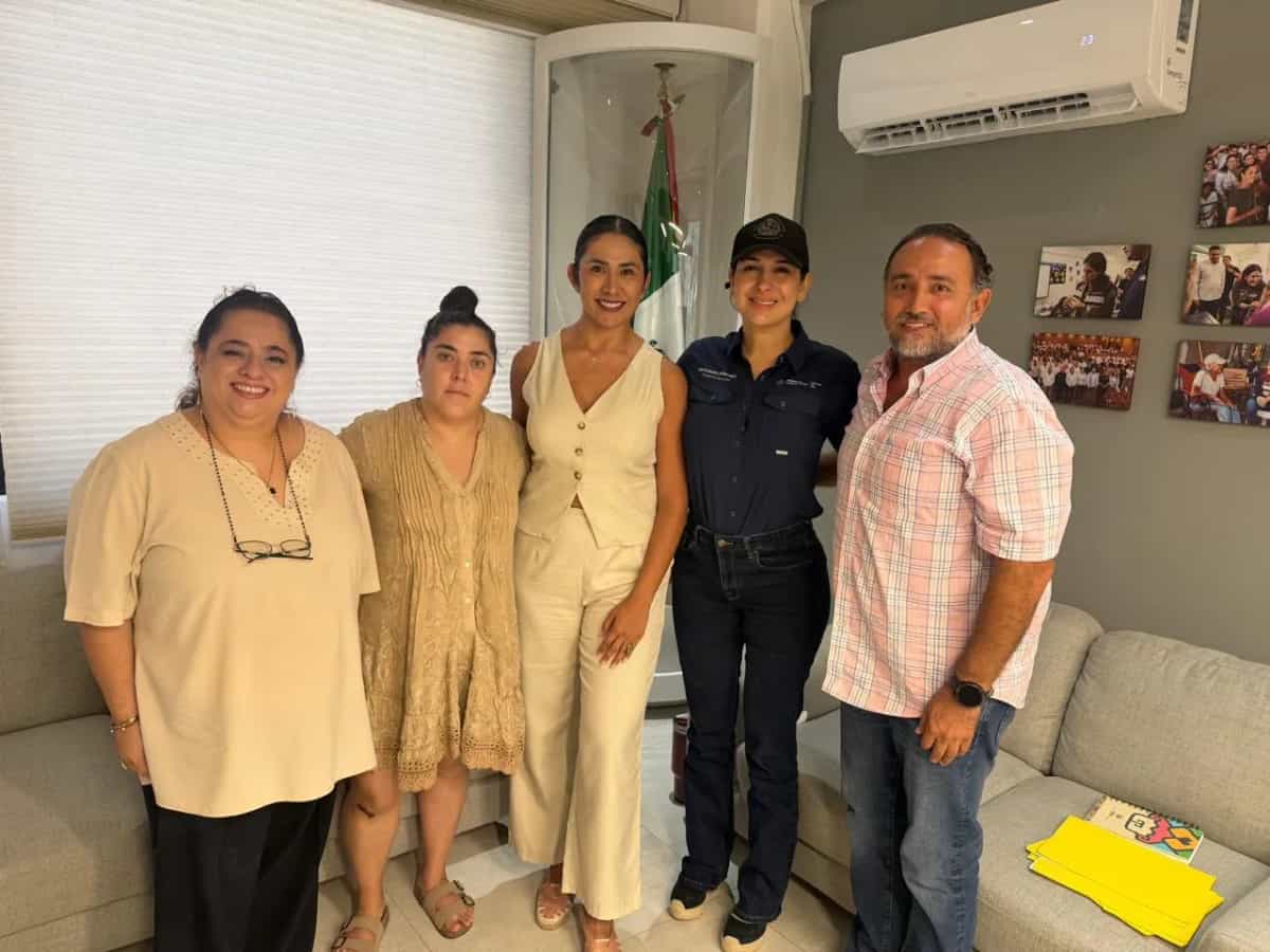 Mercado se reúne con empresarios y sociedad civil en aniversario municipal