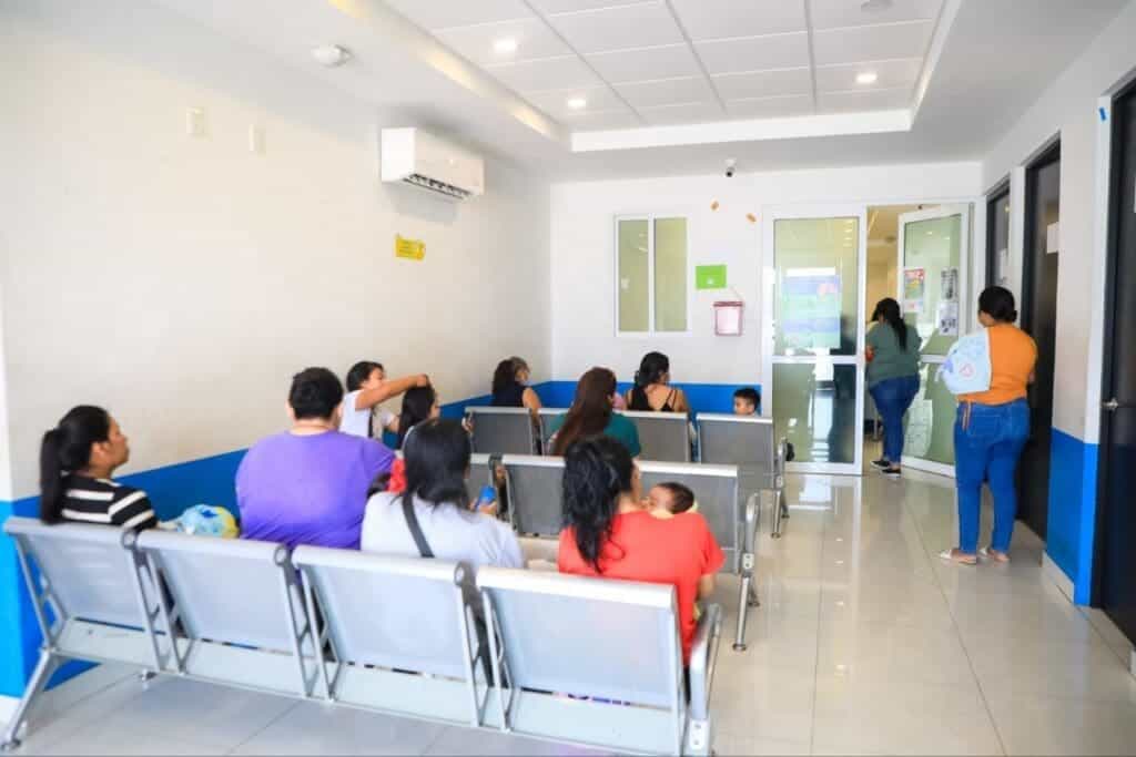 Ajusta gobierno de Playa del Carmen horarios en centros de salud para fortalecer atención médica