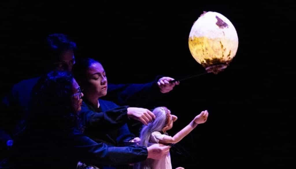 Arranca el Festival Internacional de Teatro de Playa del Carmen con exposición y obra de títeres
