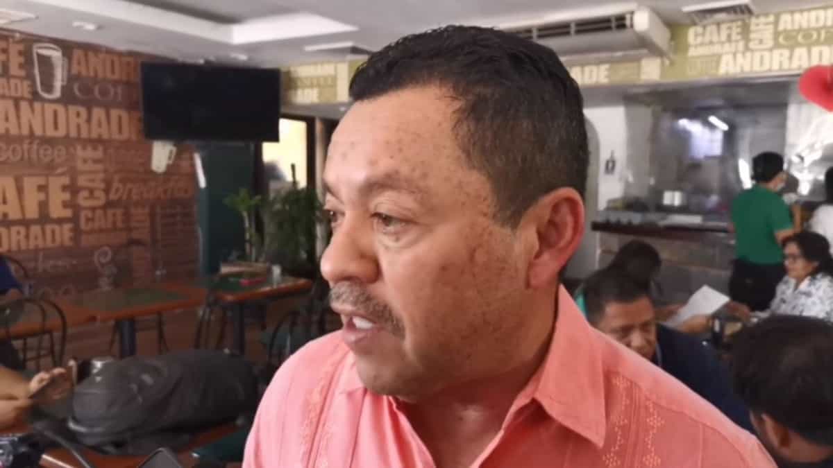 Busca Rubén Aguilar ser dirigente de los taxistas de Playa del Carmen por tercera vez