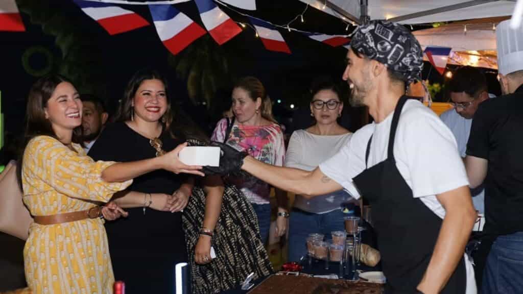 Con festival gastronómico “Sabores del Mundo”, gobierno de Estefanía Mercado conmemora el Día Internacional del Migrante