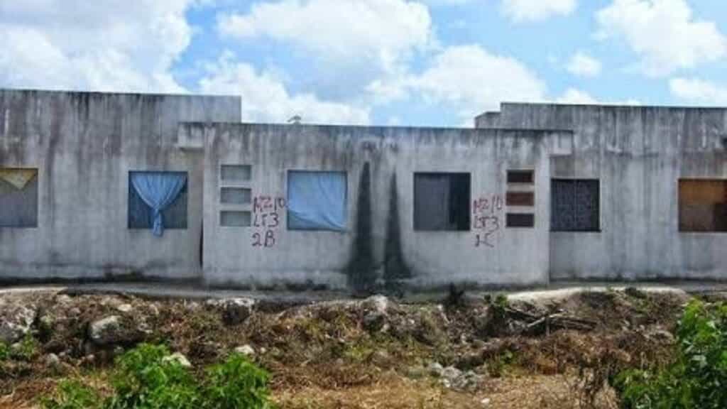 Considera cronista que si continúan las invasiones en Playa del Carmen será el fin del destino