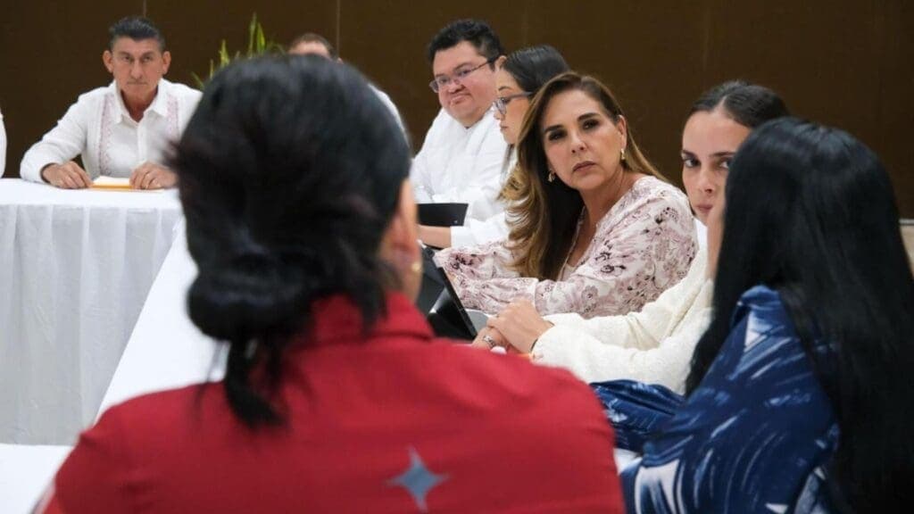 Bajo el liderazgo y la coordinación de Mara Lezama estamos construyendo la paz en Playa del Carmen: Estefanía Mercado