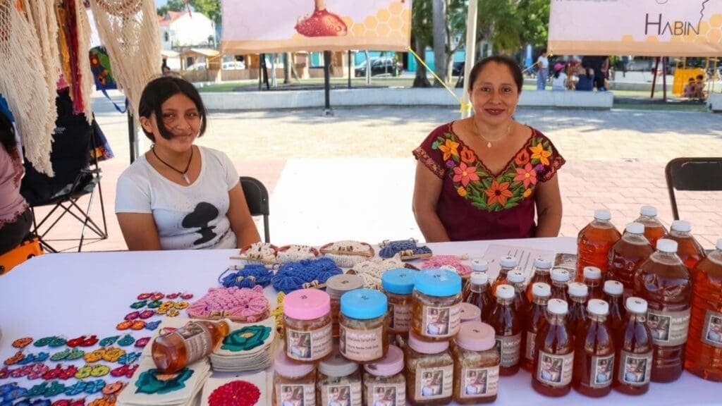 “Lágrimas de Oro Maya”, un espacio para reconocer el valor de la actividad apícola en Quintana Roo