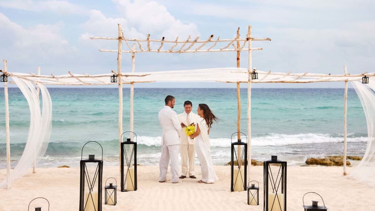 Todo el año hay turismo de bodas en Playa del Carmen, no solo durante el mes de febrero