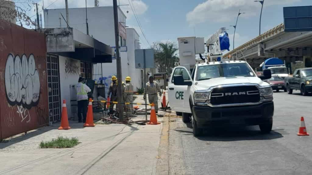 Varias colonias de Playa del Carmen estuvieron hasta 16 horas sin luz por un cortocircuito